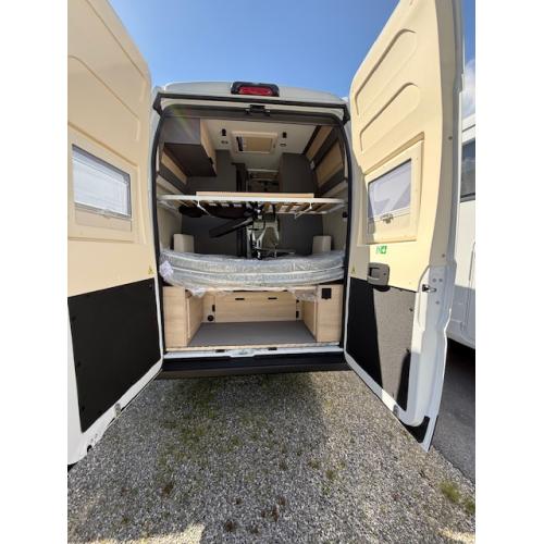 Neuf/ Dreamer/ Camper Five